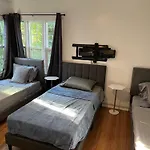 4 Bedroom 3 Bathroom Urban Oasis Near Universal Studio And Hollywood For 10